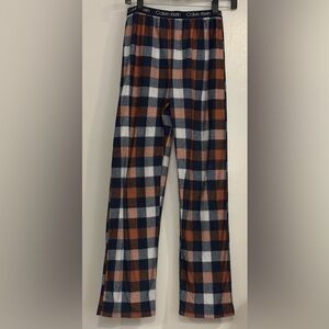 Calvin Klein. Boys Plaid PJs. L